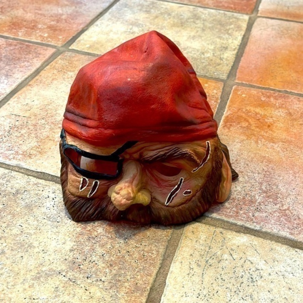 Pirate mask